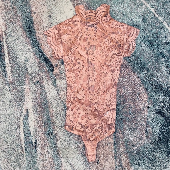 FASHION NOVA || Orchid Lace-Up Strappy Bodysuit in Blush - SZ XS 🌸NWOT🌸 - Picture 6 of 9